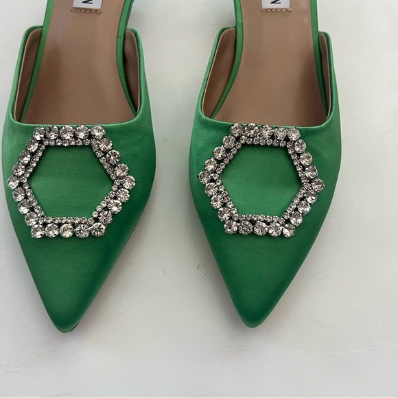 Steve Madden Green SATIN Party Kees Rhinestone Embellished Kitten Mule 6.5 Chic - Picture 7 of 11